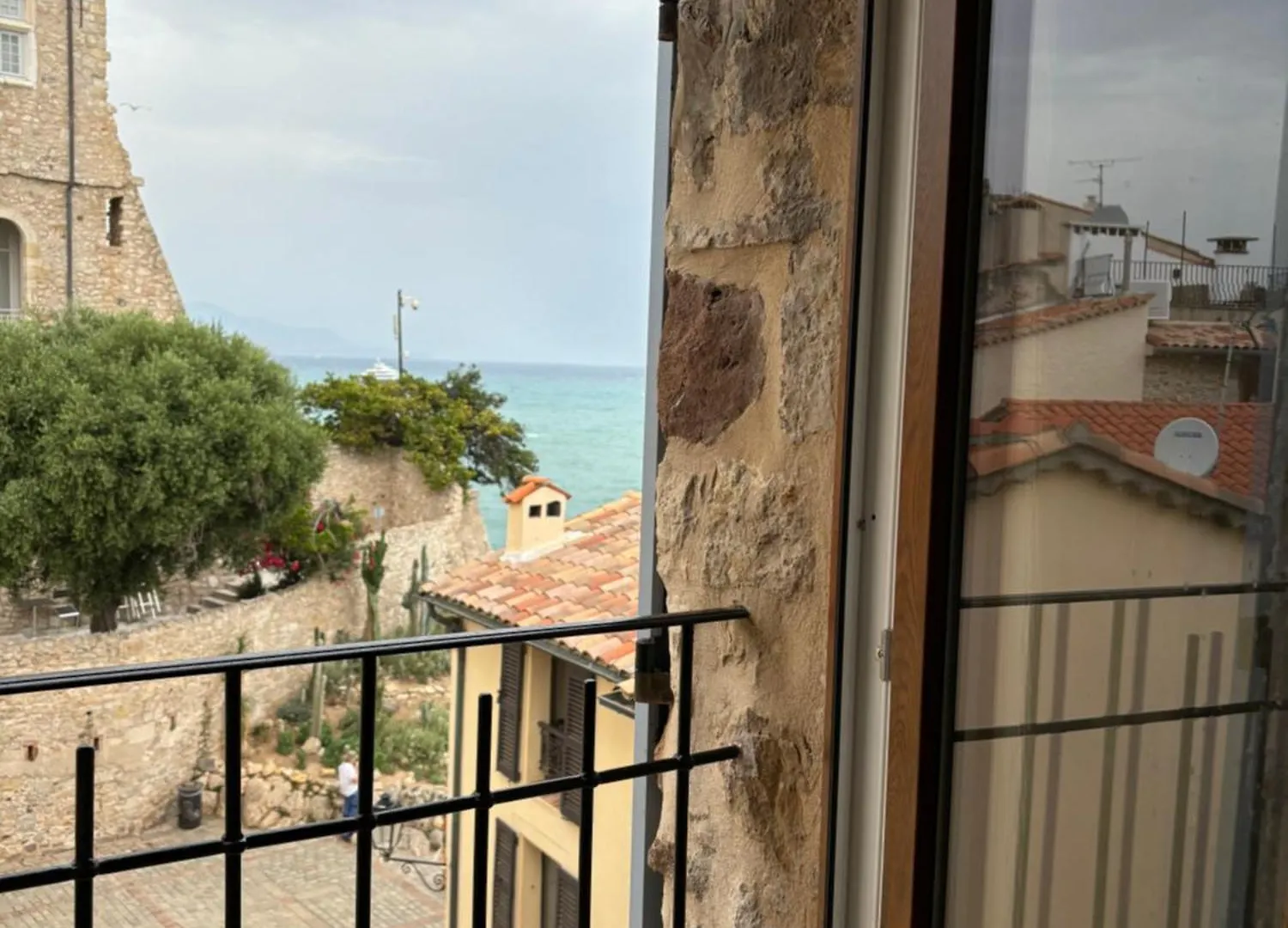 Appartement La Pablita, Vieil Antibes, Remparts