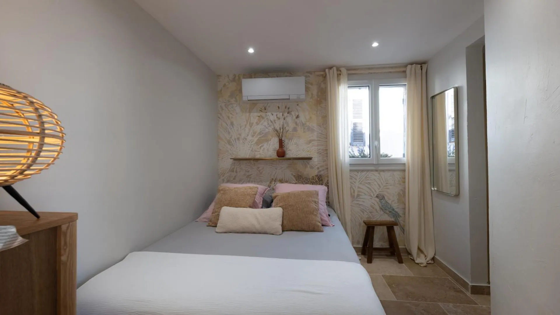 La Pablita, Vieil Antibes, Remparts Lägenhet